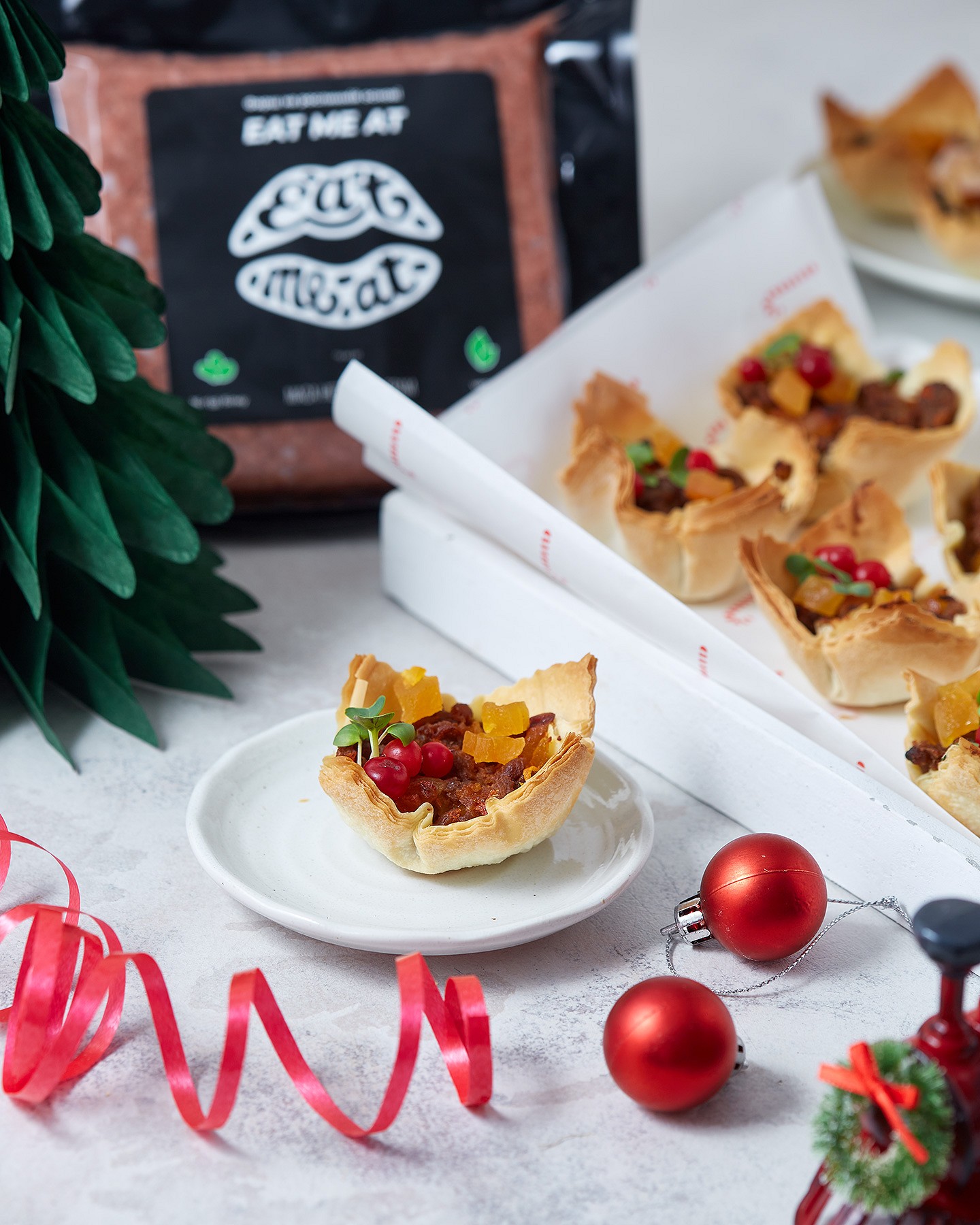 Mini-pies from filo dough with Eat me at and dried apricots (snack) - Photo №7