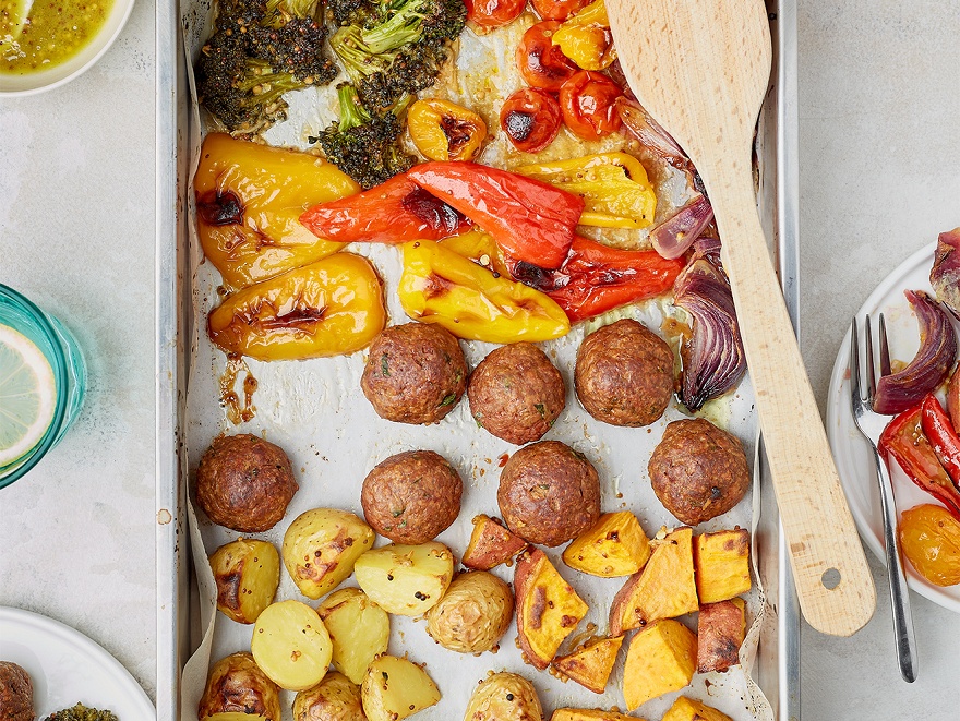 Traybake Dinner (Baked Vegetables and Eat Me At Meatballs) - Photo №1