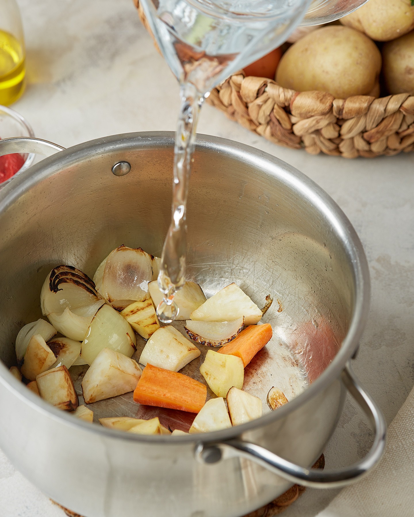Borsch with meatballs Eat me at - Photo №3