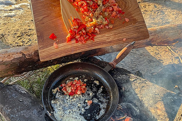 Кебаб з Eat me at та каламата йогуртом - Зображення №11