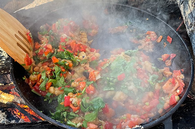 Кебаб з Eat me at та каламата йогуртом - Зображення №15