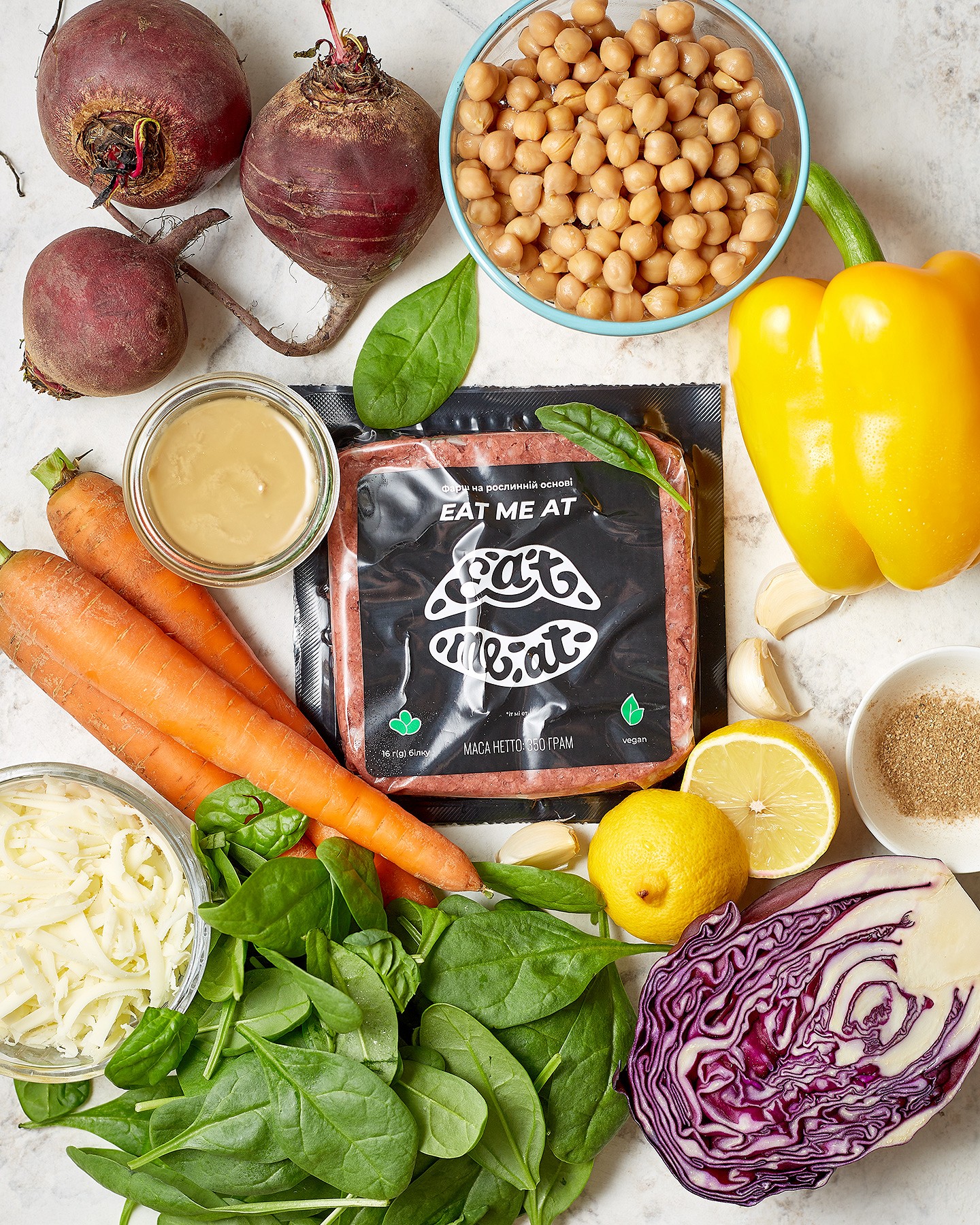 Wraps with Eat Me At minced meat, vegetables and beetroot hummus - Photo №2