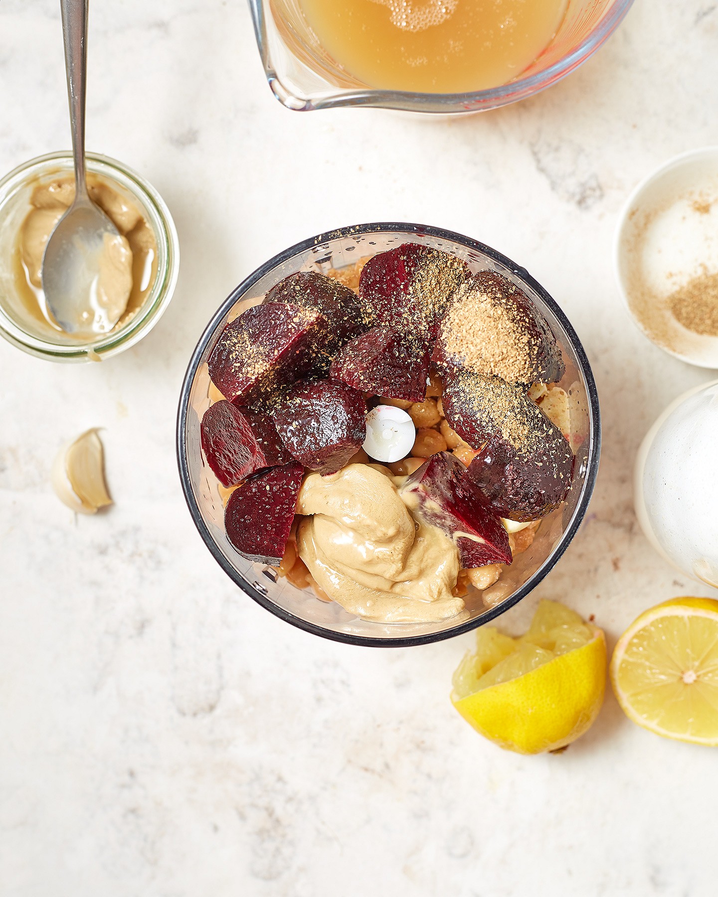 Wraps with Eat Me At minced meat, vegetables and beetroot hummus - Photo №3