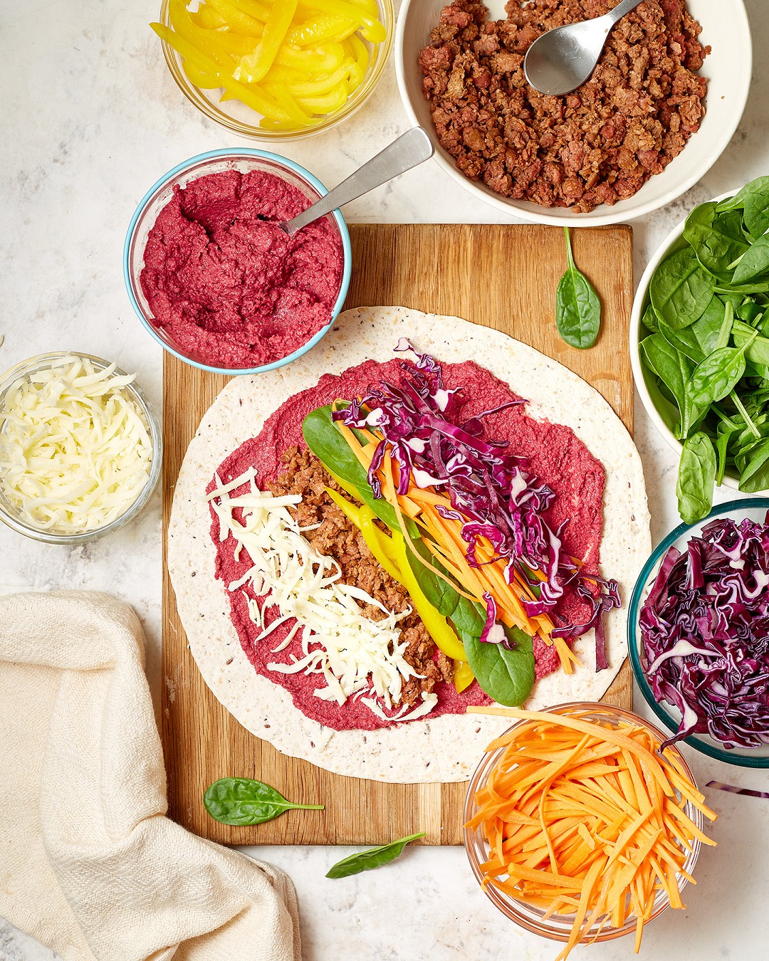 Wraps with Eat Me At minced meat, vegetables and beetroot hummus - Photo №6