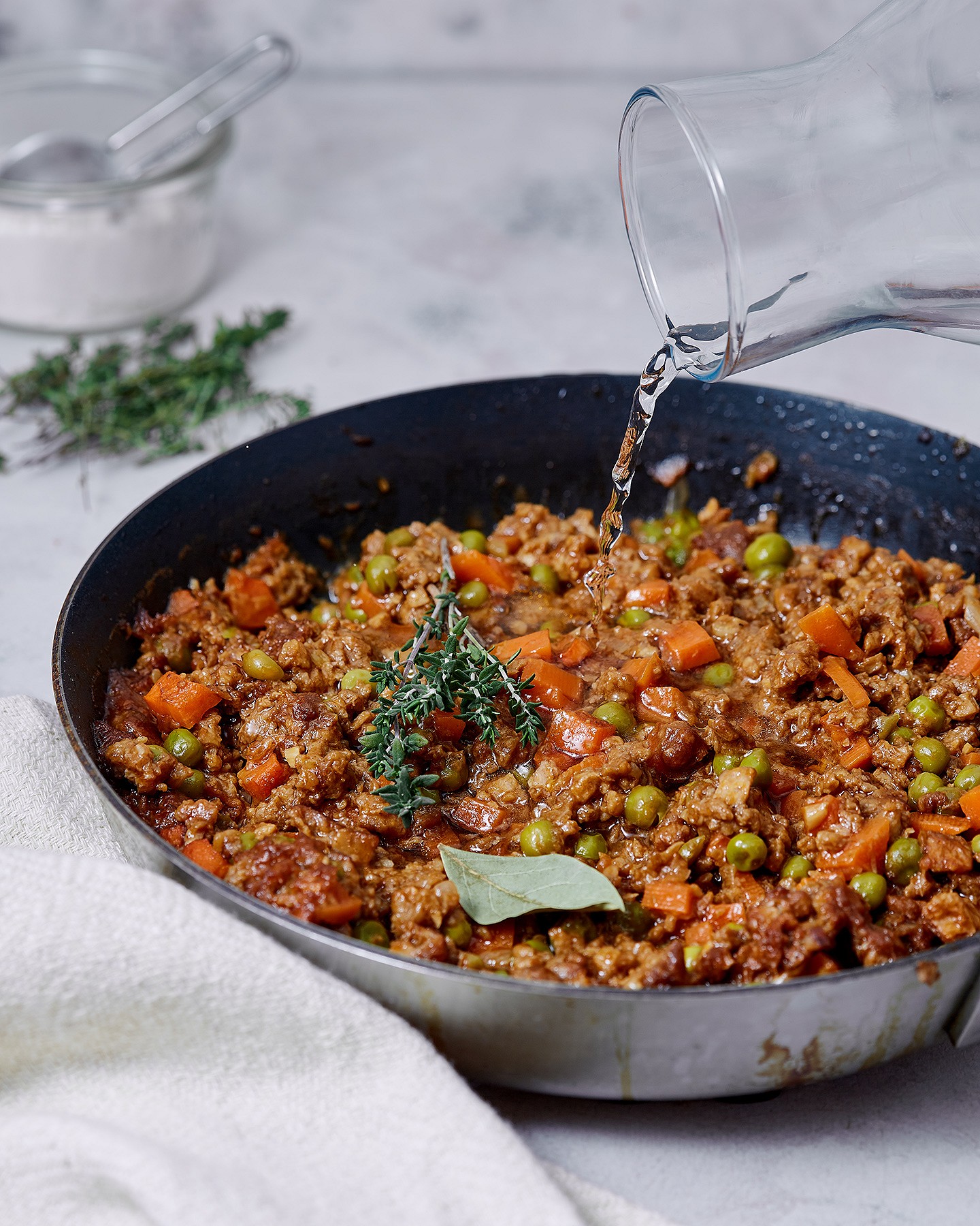 Mini pies with eat me at minced meat stewed in Guinness and sweet potato - Photo №6