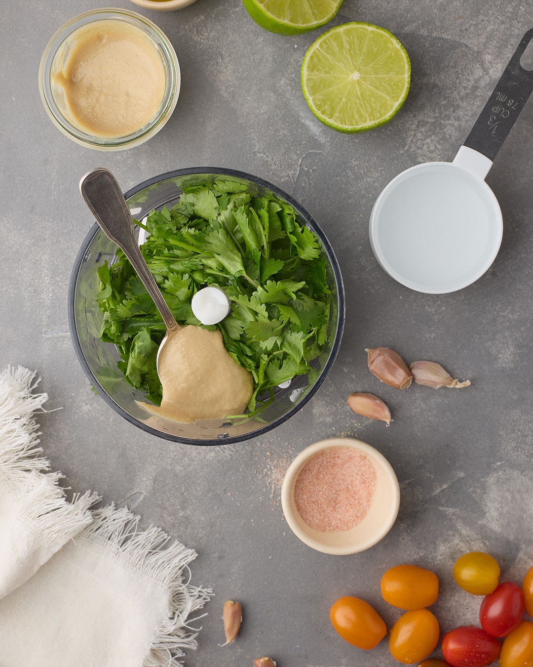 Тако салат з фаршем eat-me-eat і лаймово-кінзовою заправкою - Photo №2