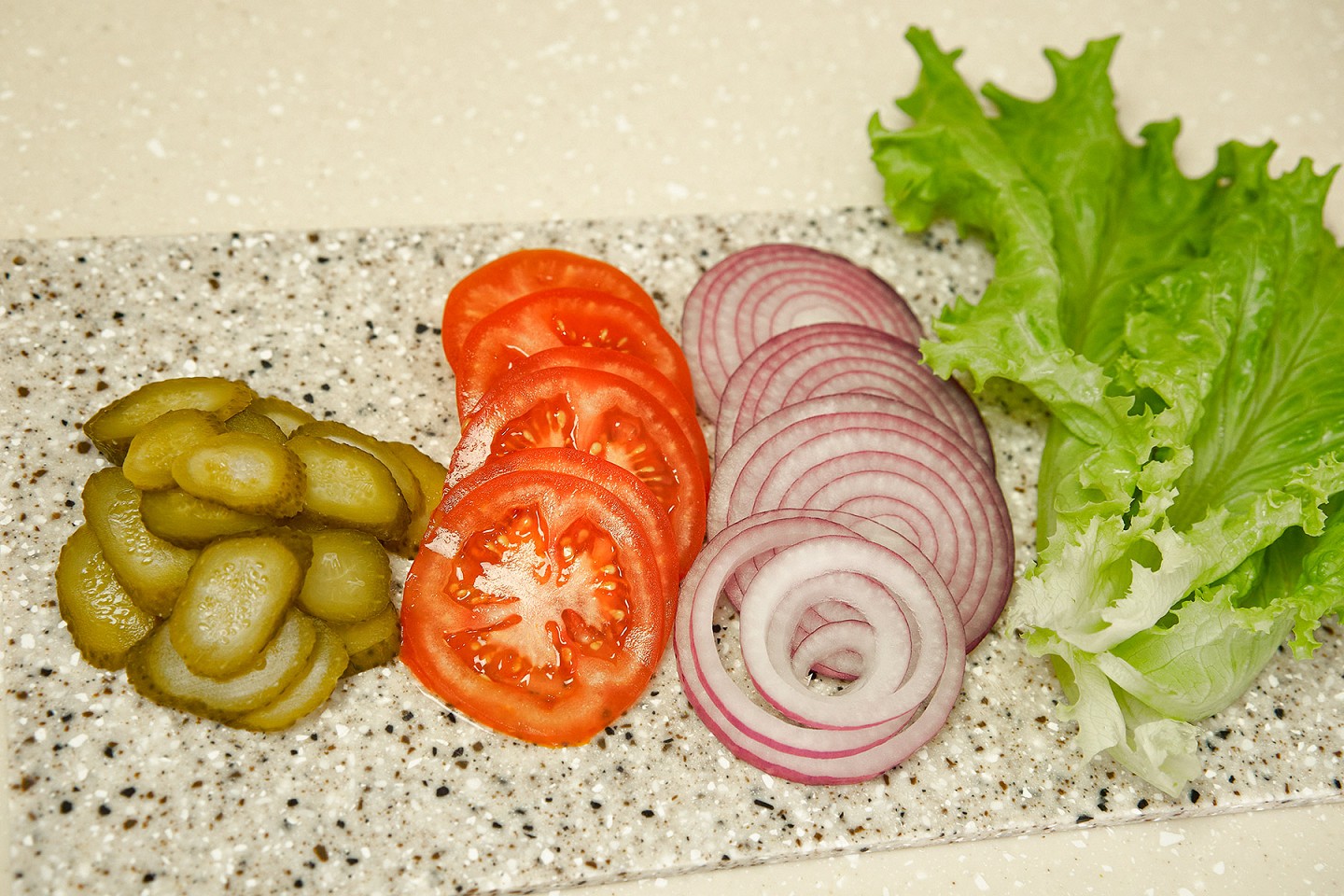 Сlassic burger Eat Me At - Photo №3