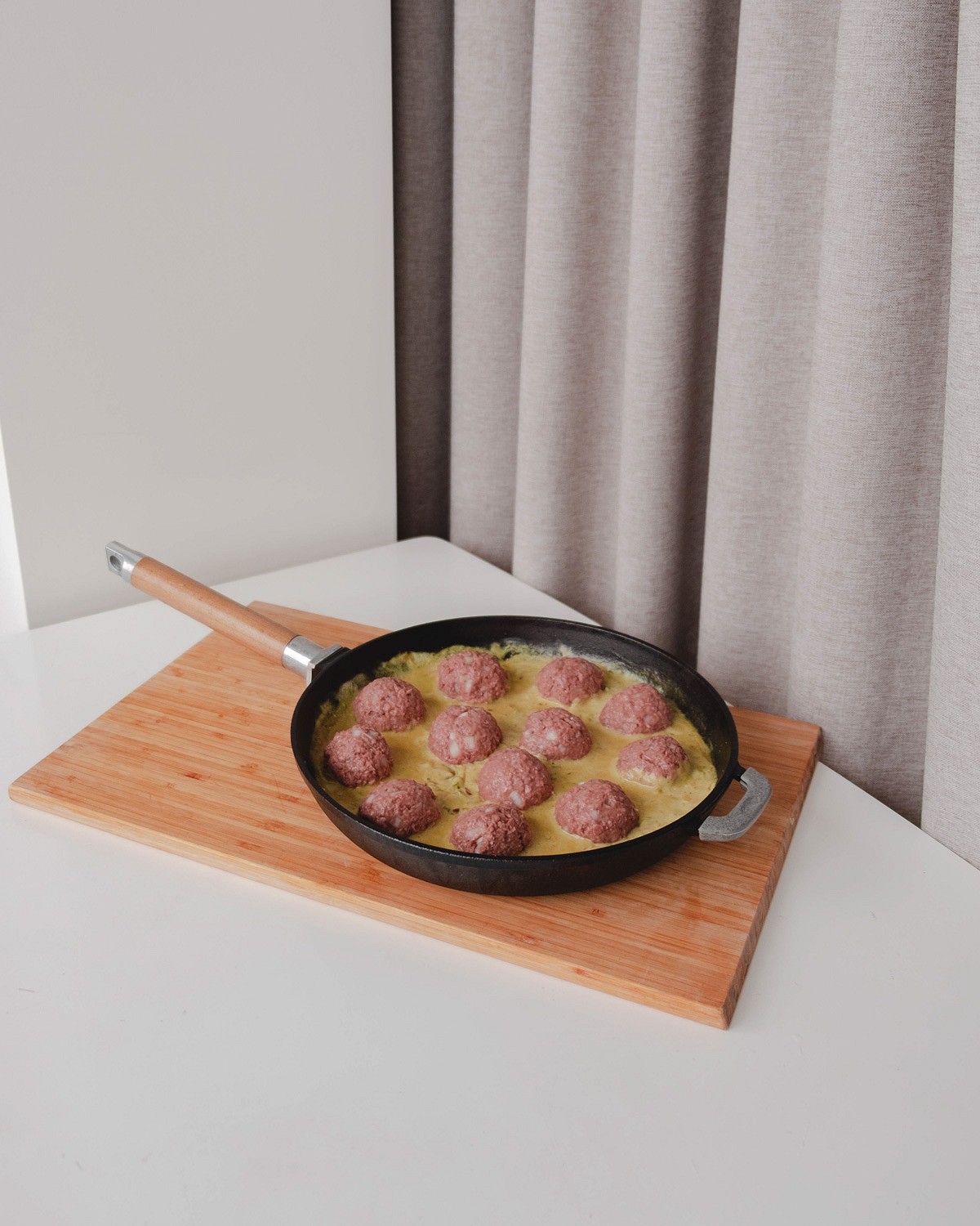 Meat bolls Eat Me At in curry sauce - Photo №4