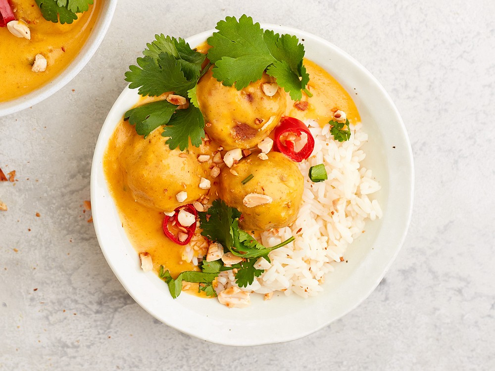 Meatballs Eat me at in pumpkin curry sauce